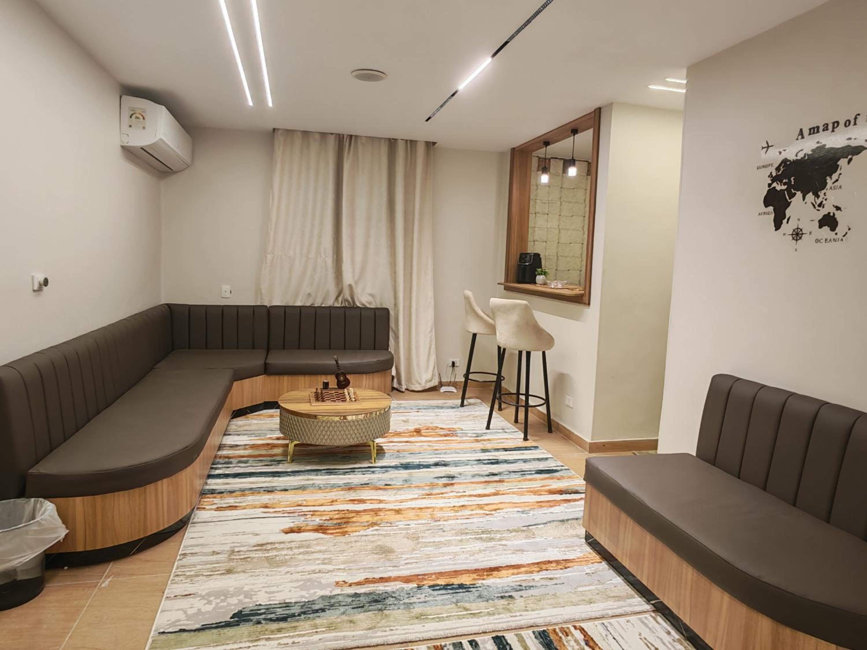 Tahrir apartments