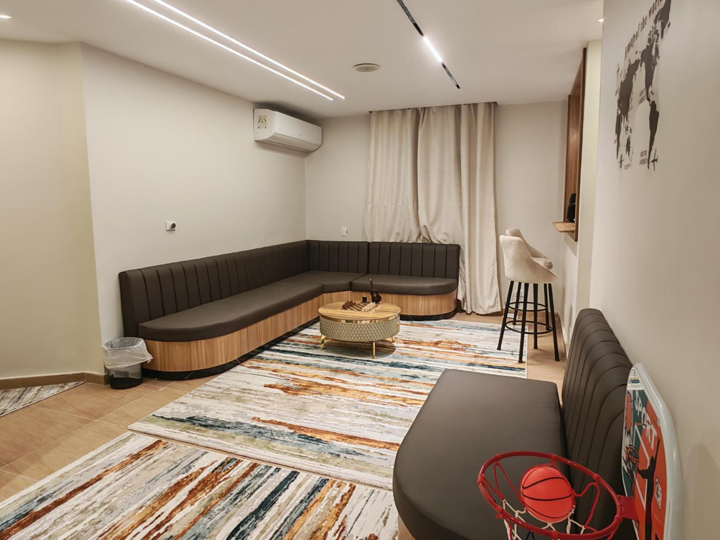 Tahrir apartments