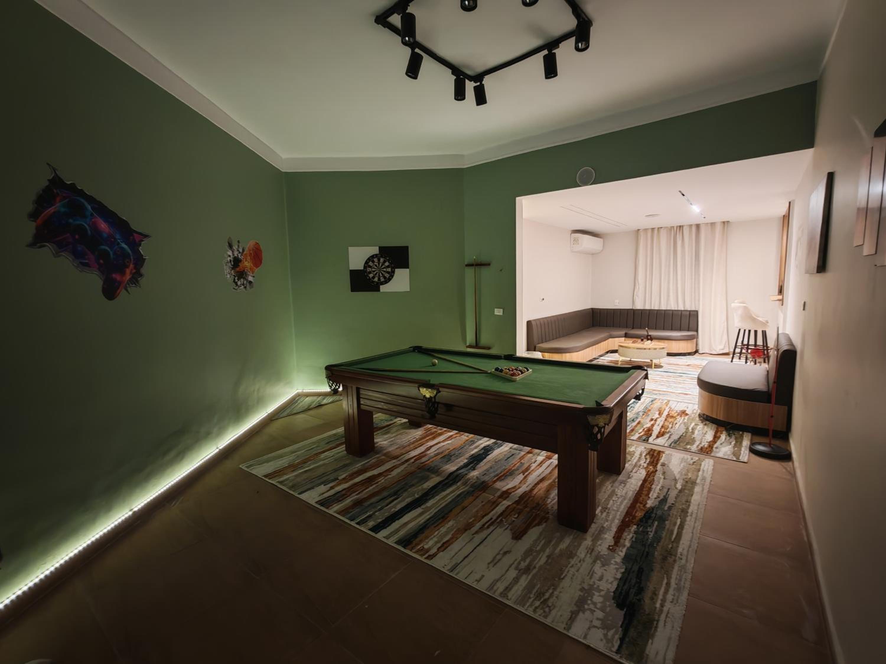 Tahrir apartments