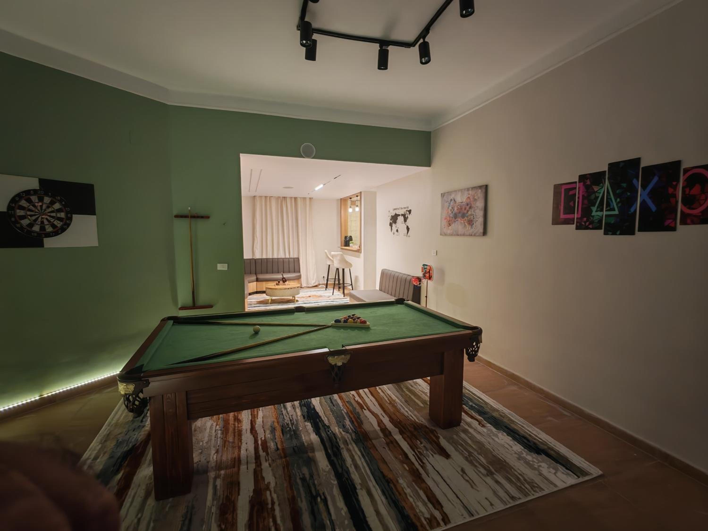 Tahrir apartments