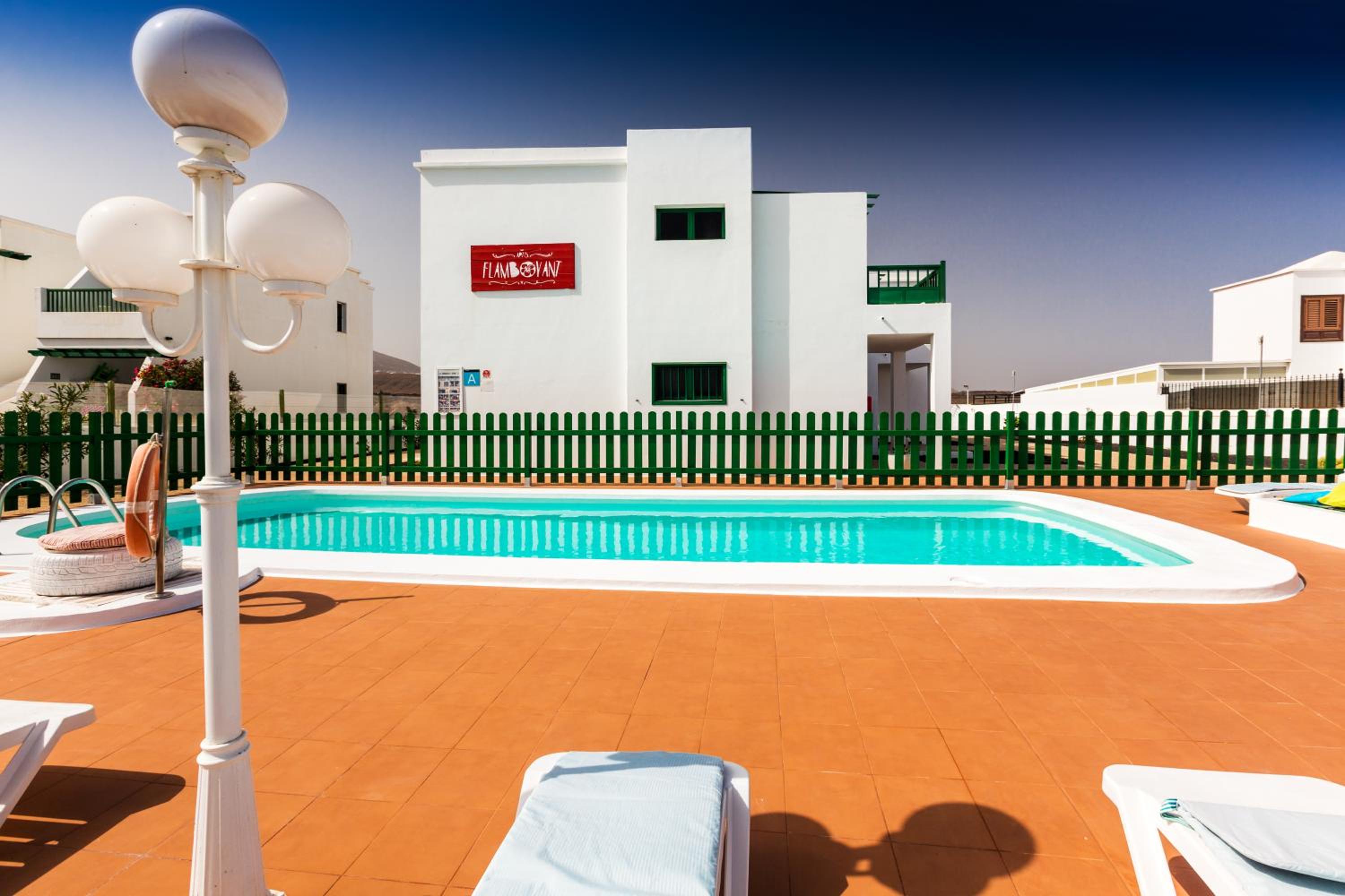 Apartamentos Flamboyant Adults Only