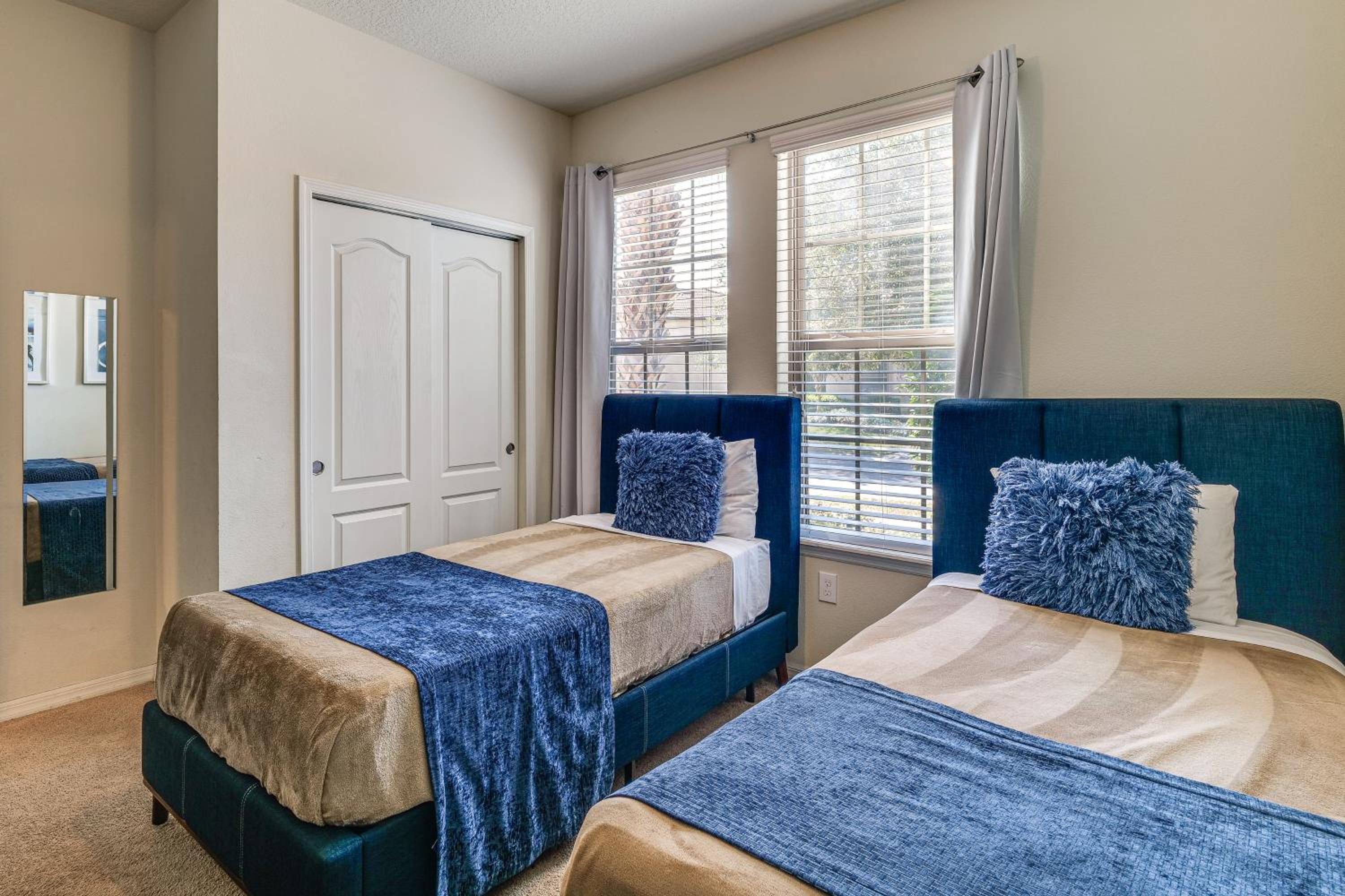 7 Mi to the Parks! WDW Family Getaway with Game Room