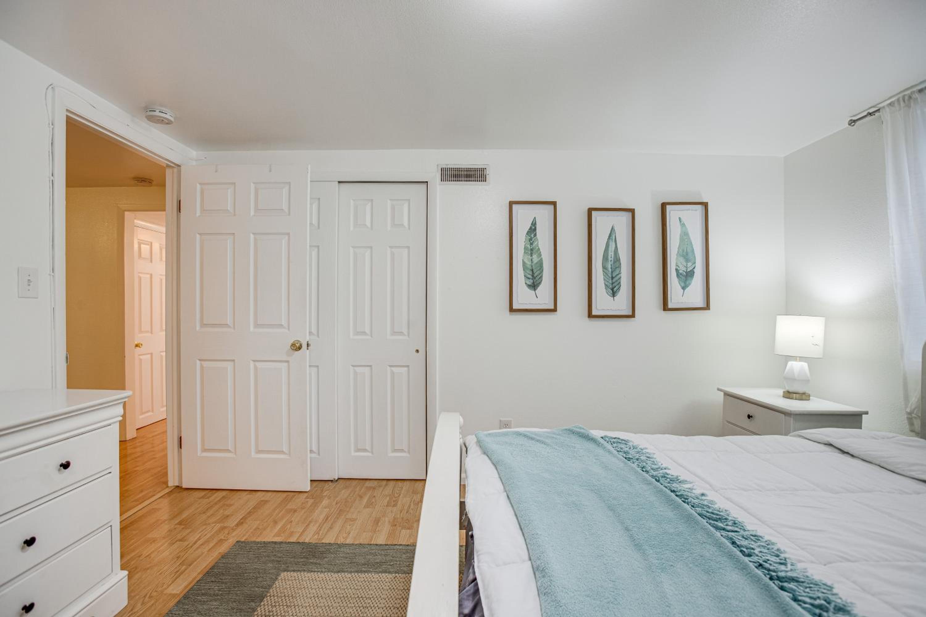 Walk to Shops at Belmar Denver Area Home Base