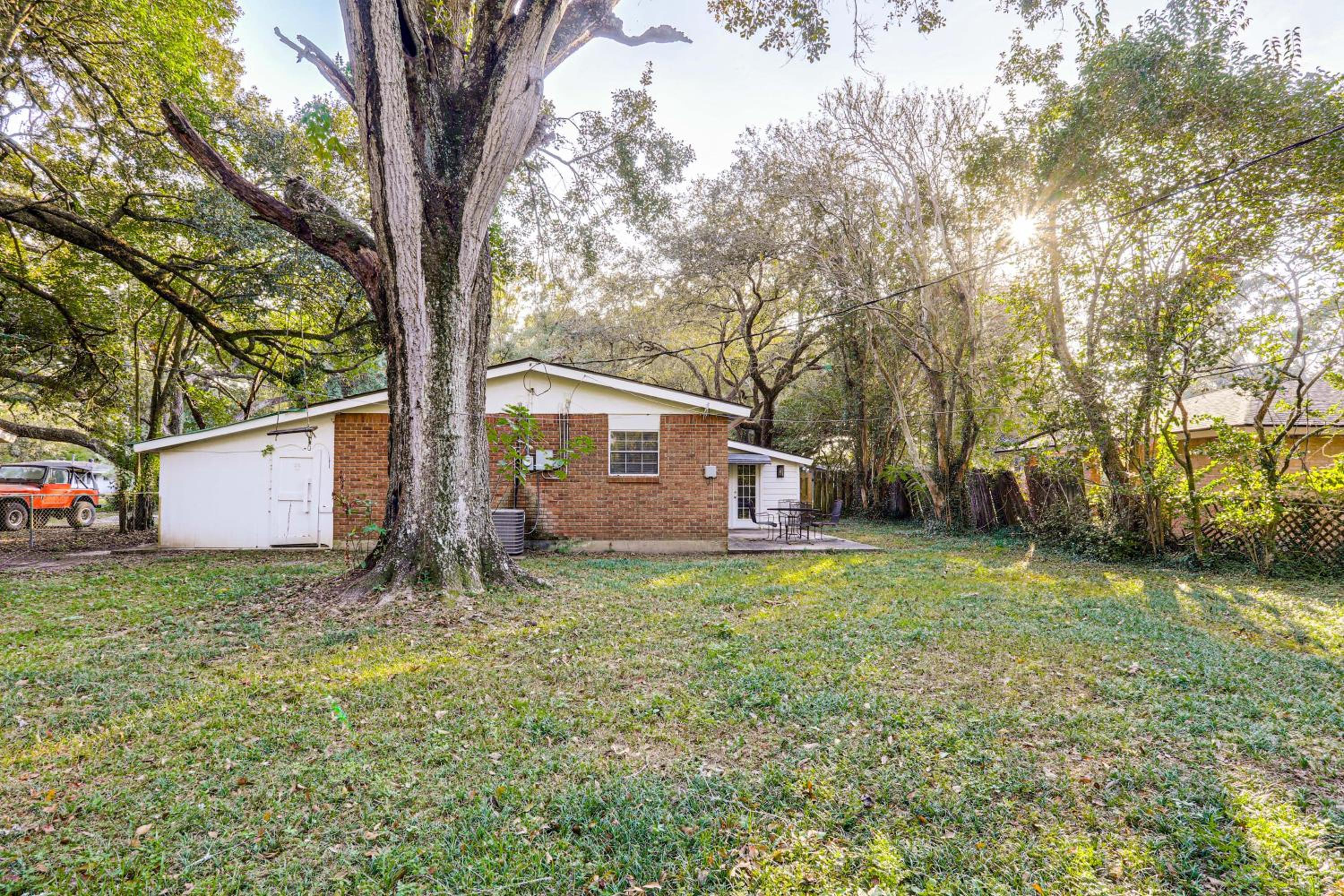 4 Mi to LSU Campus! Inviting Home Near Trails
