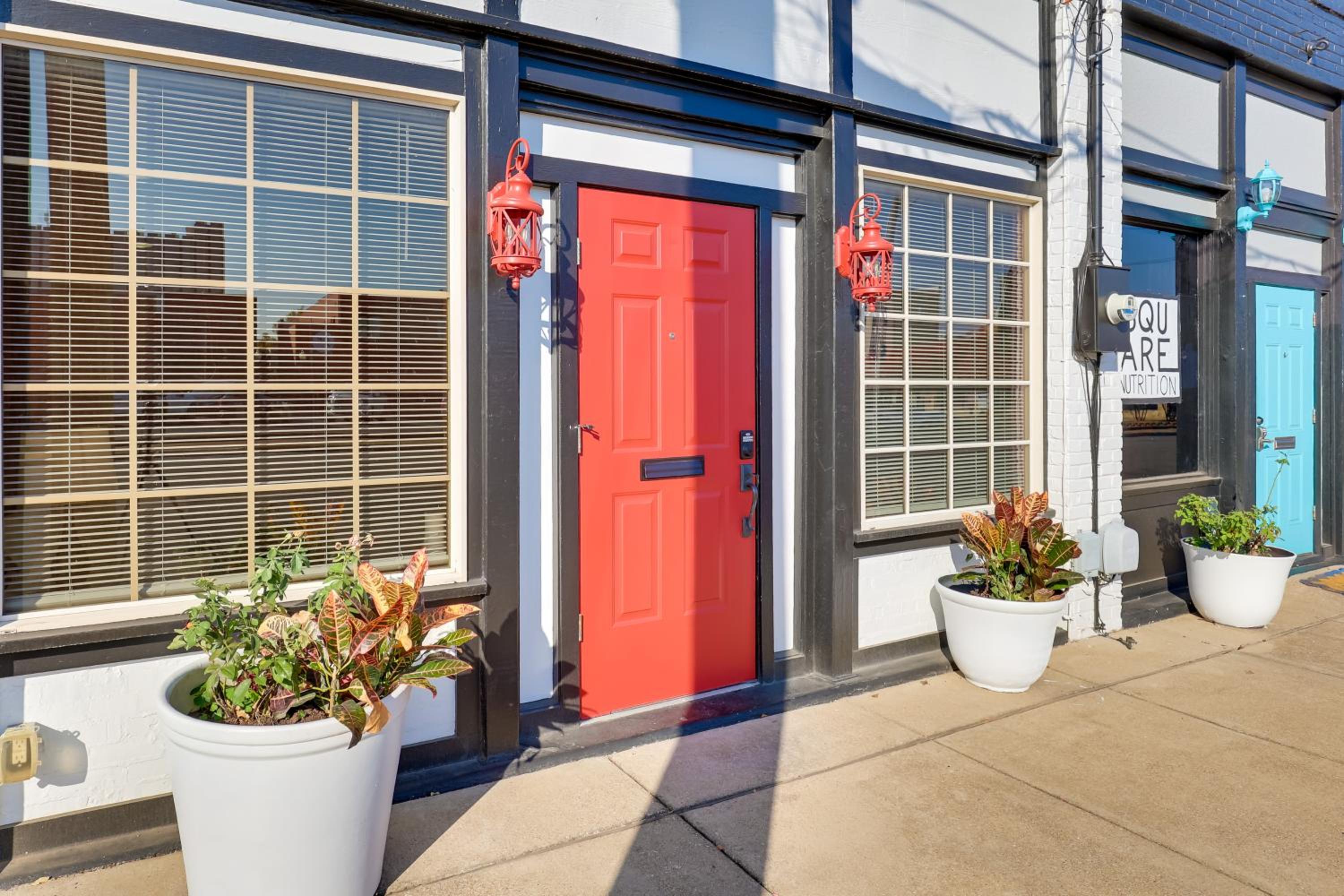 Ultimate Convenience Historic Dtwn Marshall Apt!