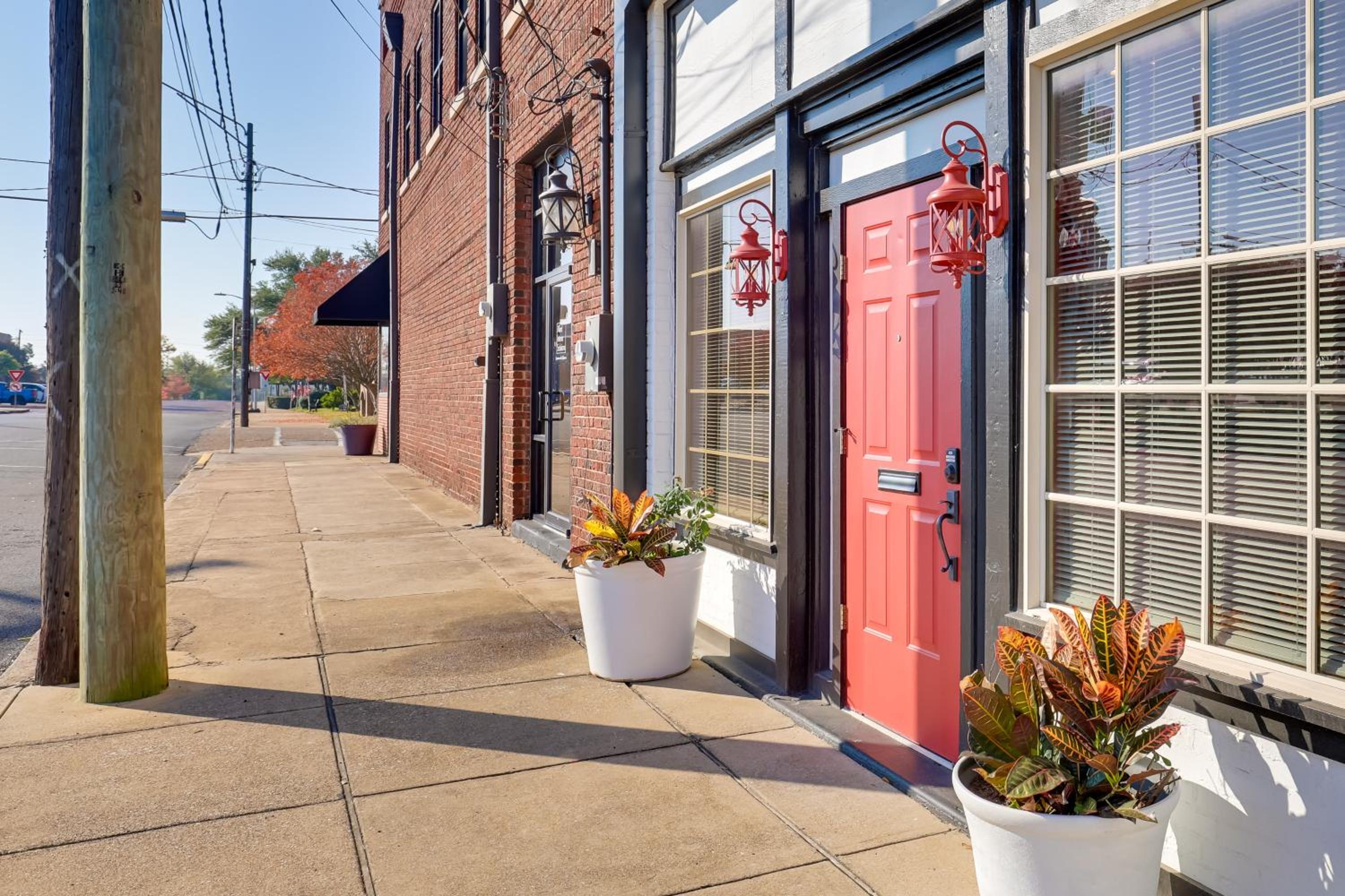 Ultimate Convenience Historic Dtwn Marshall Apt!