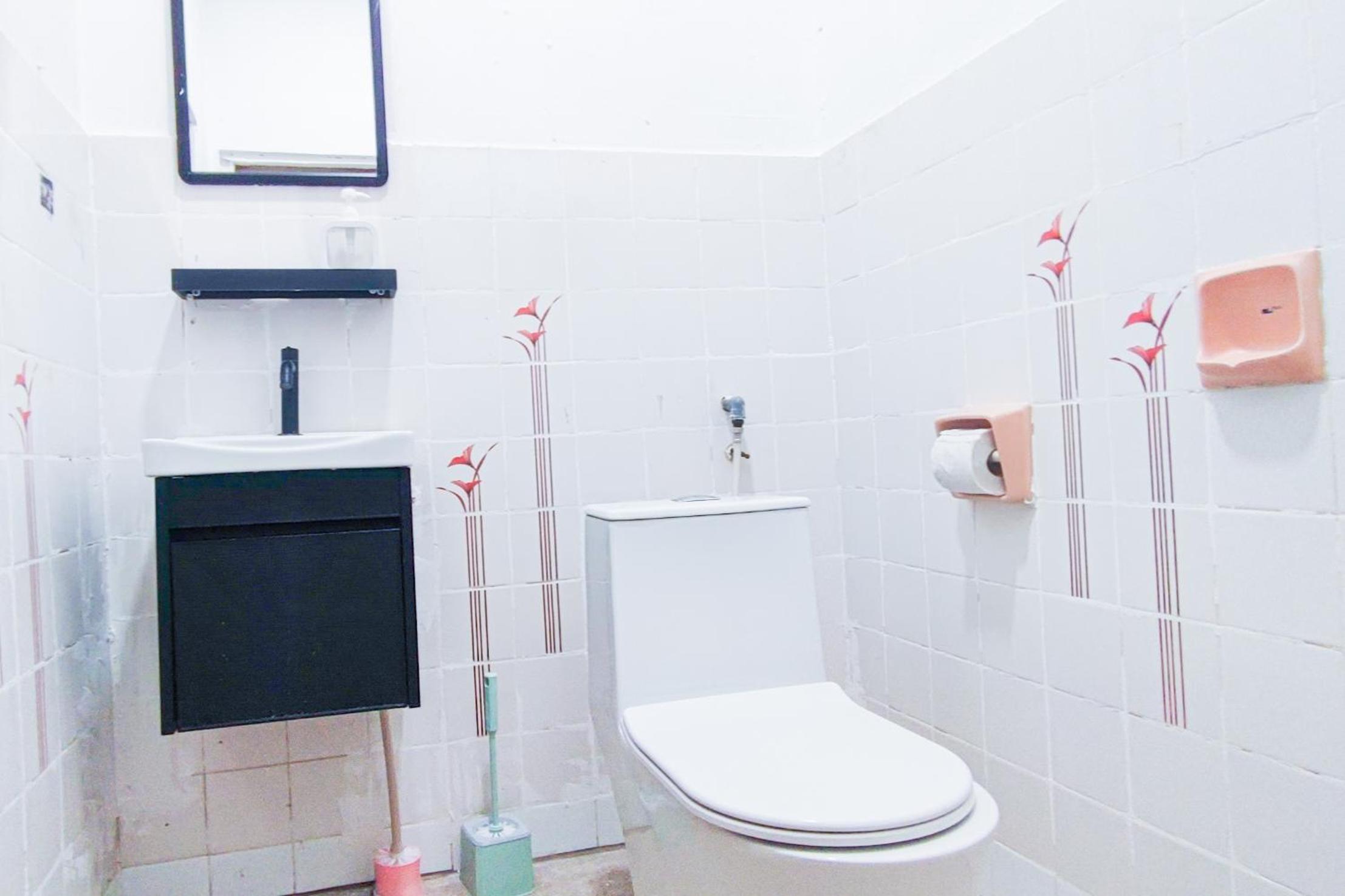 Lovely Six-Bedrooms Home at Bandar Sunway by HCK