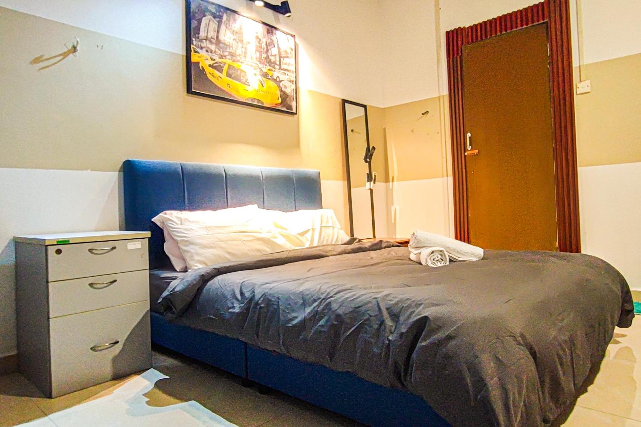 Lovely Six-Bedrooms Home at Bandar Sunway by HCK