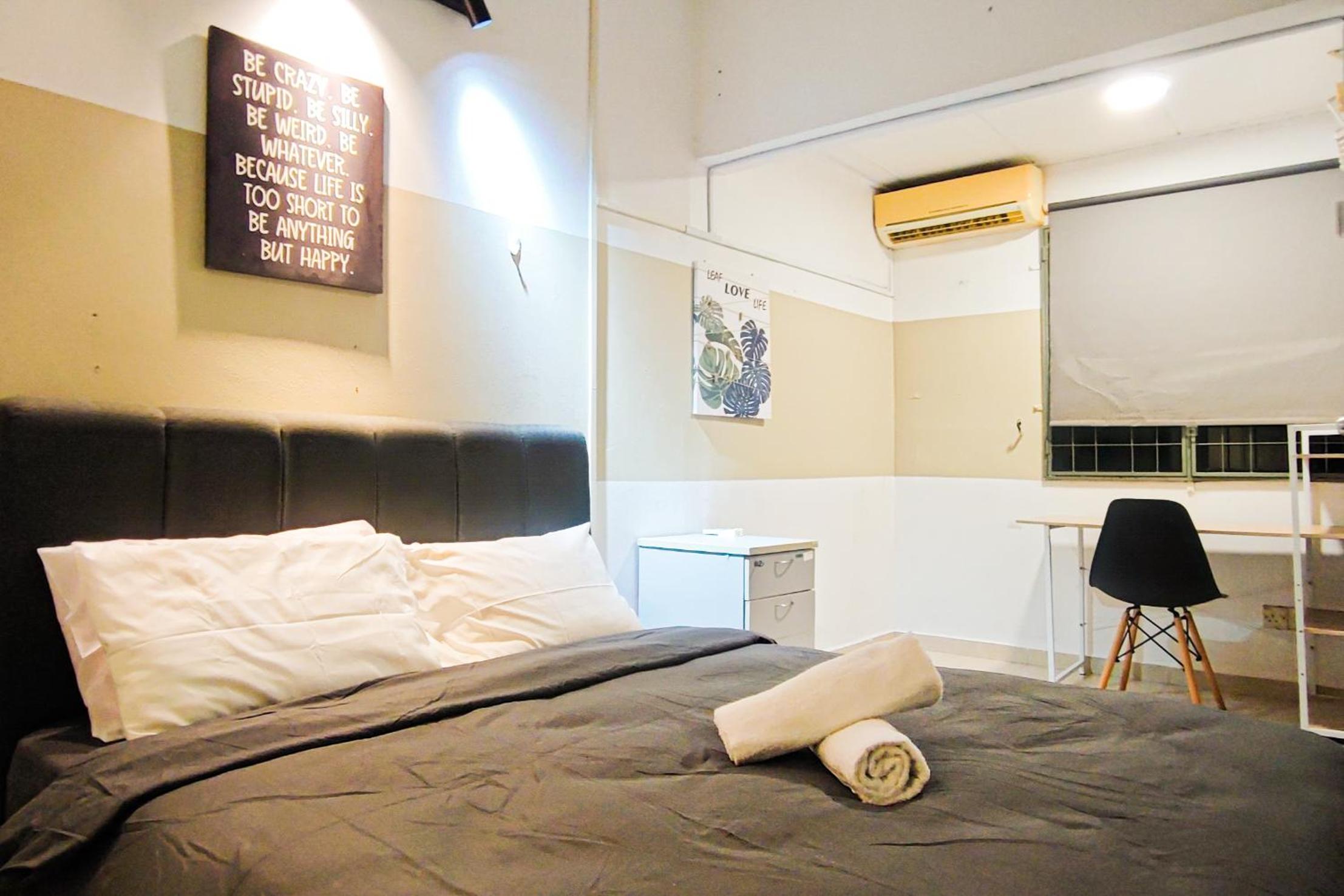 Lovely Six-Bedrooms Home at Bandar Sunway by HCK