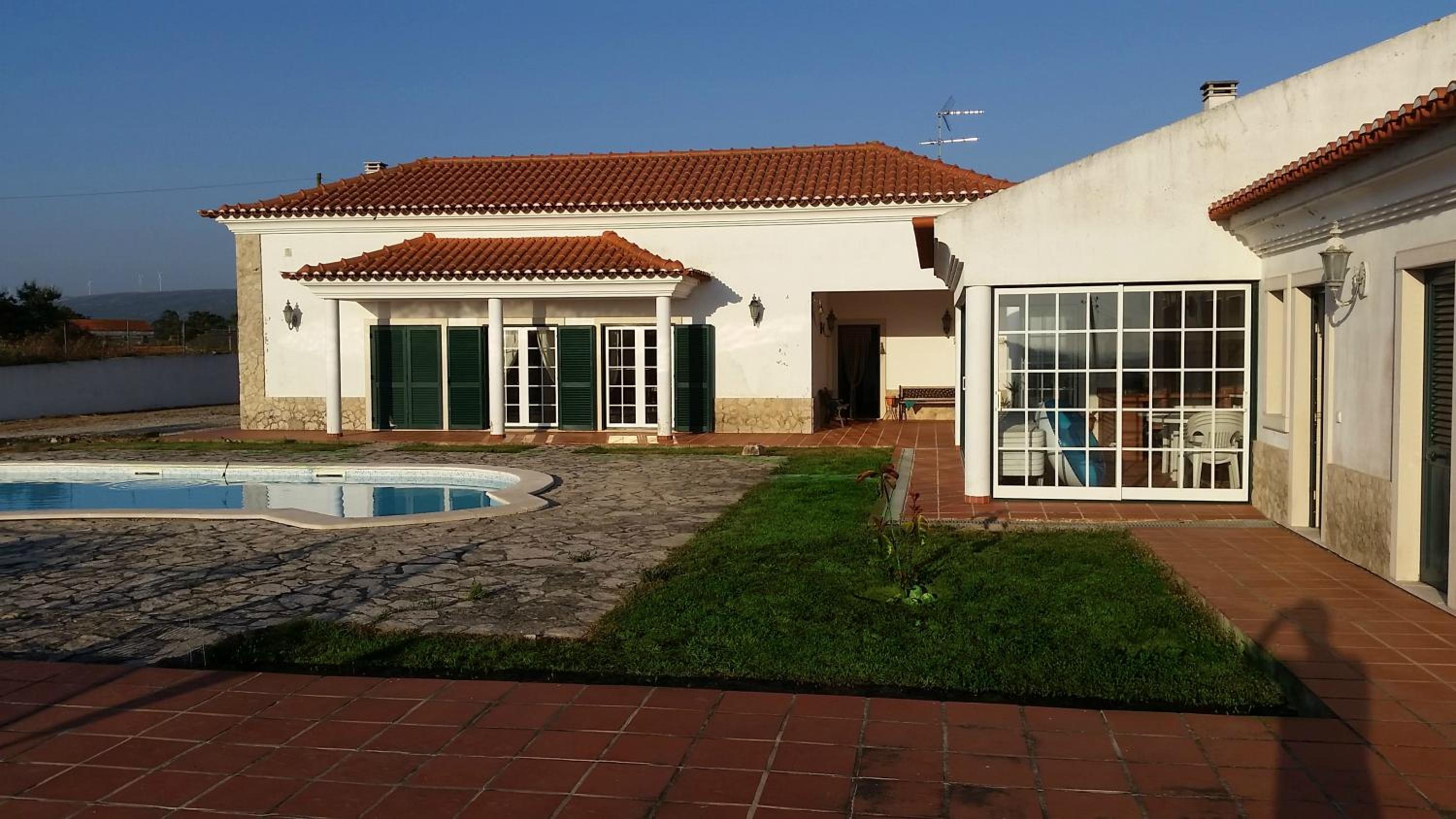 Casa do Cabeço view 3