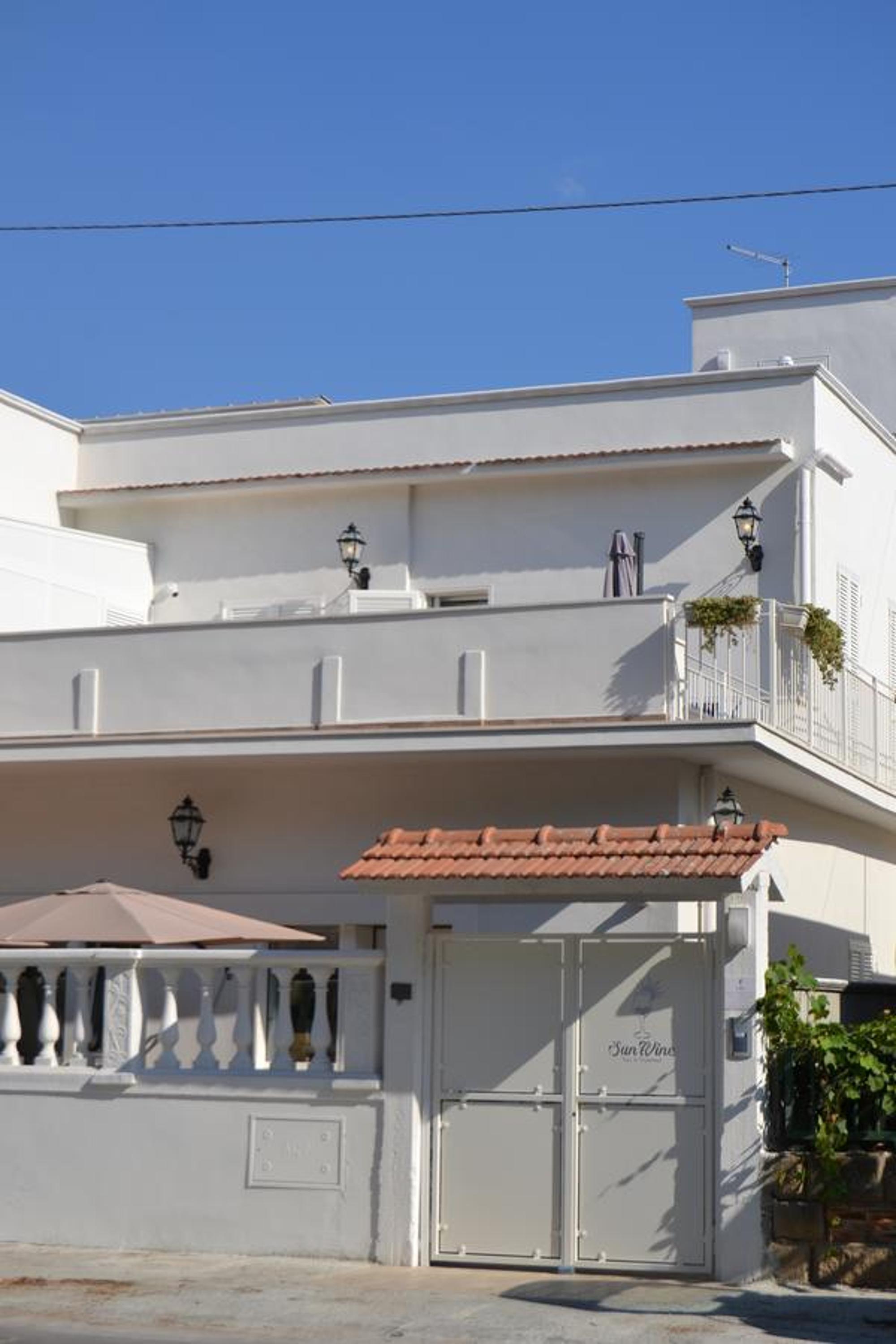 Hotel Bed and Breakfast Sun Wine - Image 1