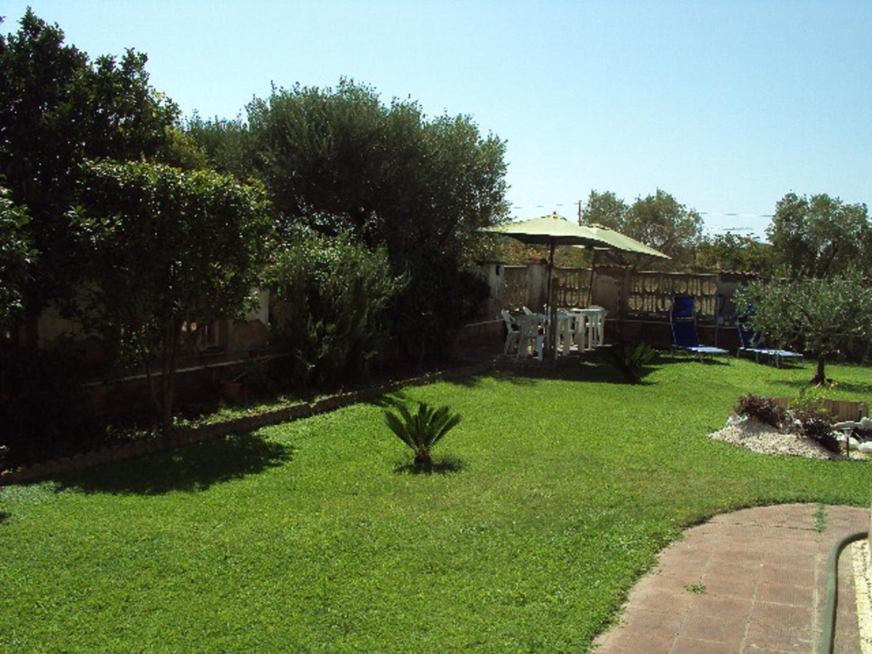 Photo 30
