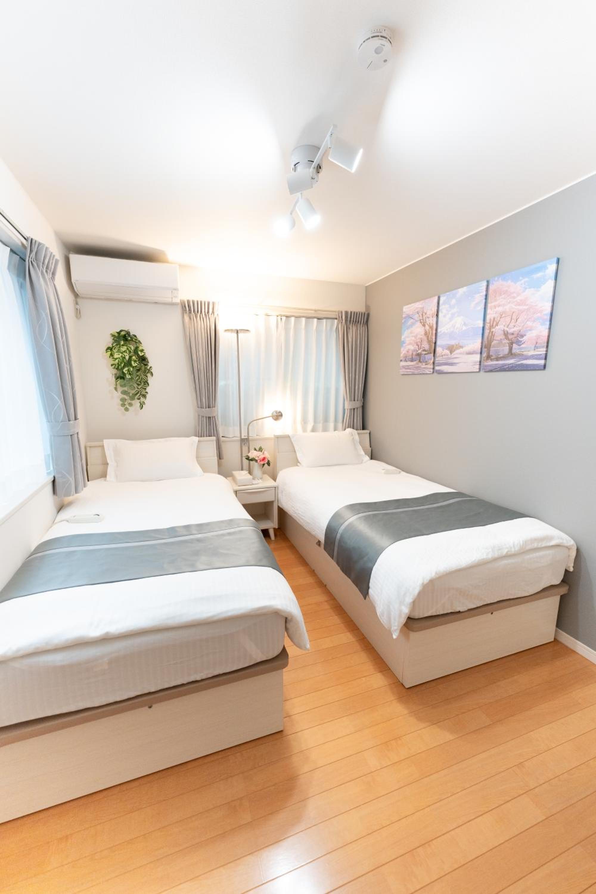 4 卧室 - 3 浴室 - 3 卫生间 - 100 平方 新装 别墅 - 新宿 4 分钟 - Sakura House