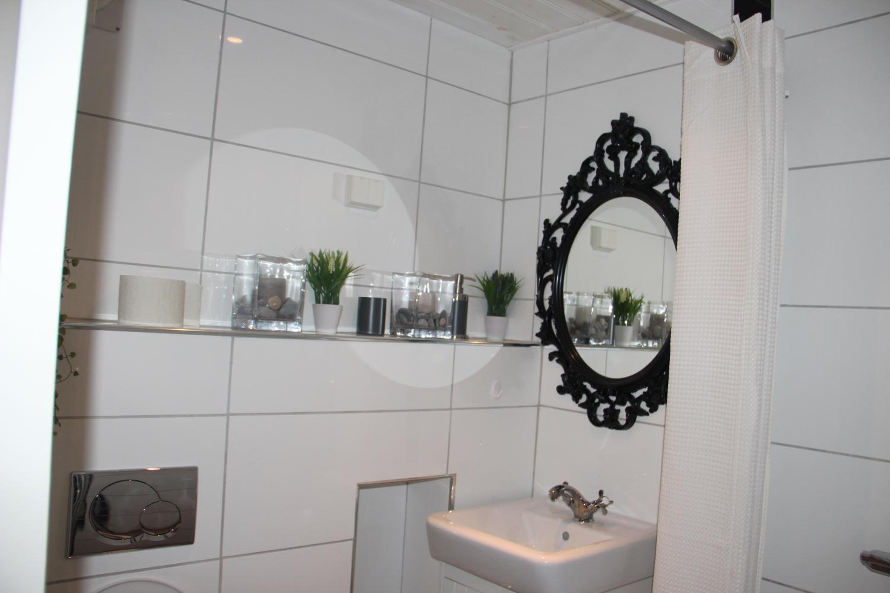 Bergen Vacations - Skuteviken Apartments Anno 1790 - Property Image 14