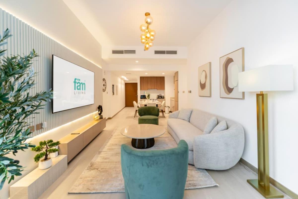 FAM Living - Urban Oasis 2bedroom, Business Bay