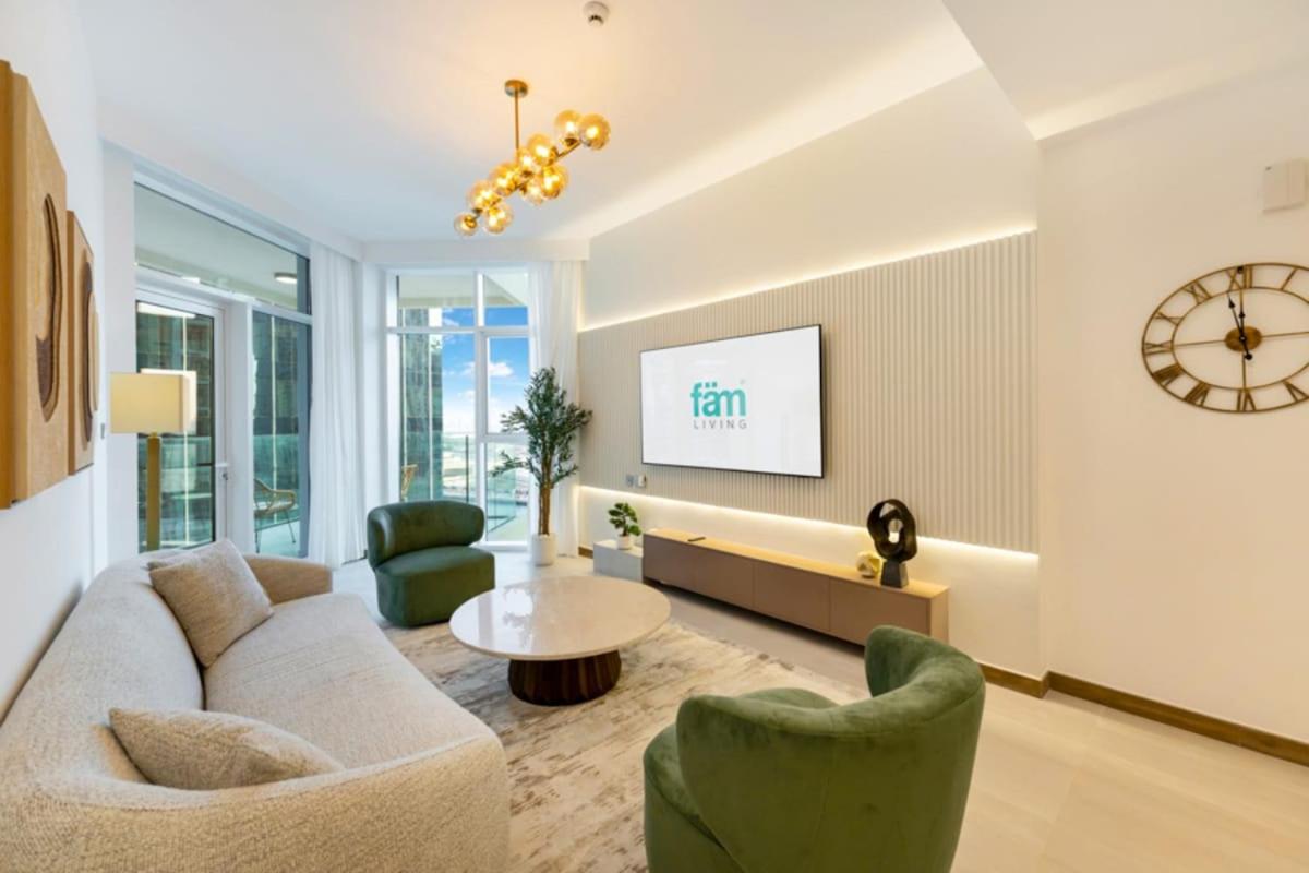 FAM Living - Urban Oasis 2bedroom, Business Bay