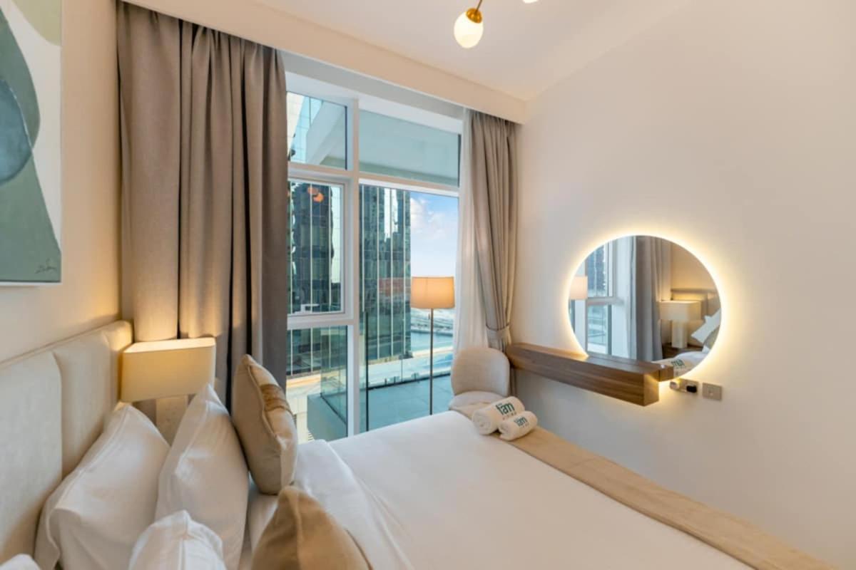 FAM Living - Urban Oasis 2bedroom, Business Bay