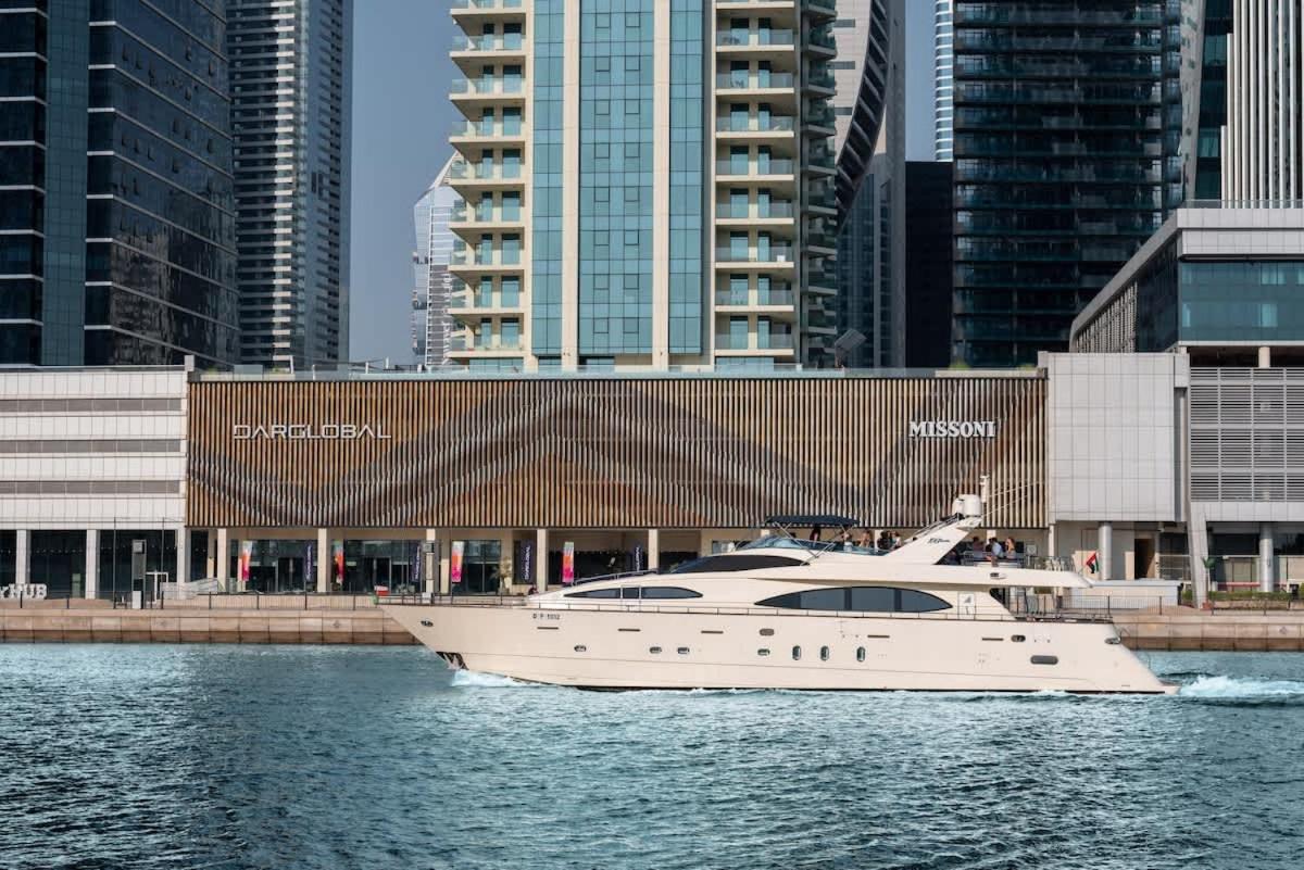 FAM Living - Urban Oasis 2bedroom, Business Bay