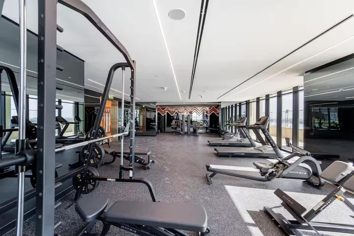 FAM Living - Urban Oasis 2bedroom, Business Bay