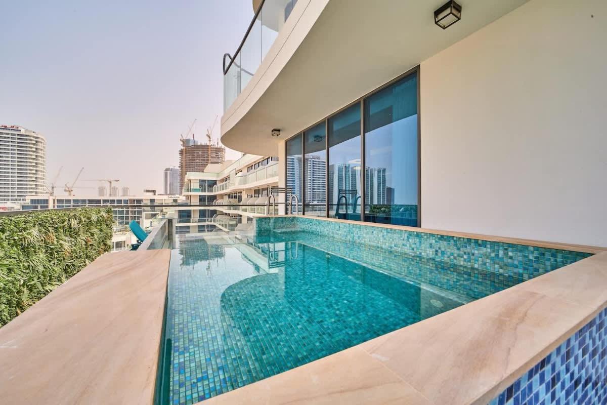 FAM Living - Samana Park Views - Brandnew 1Bed