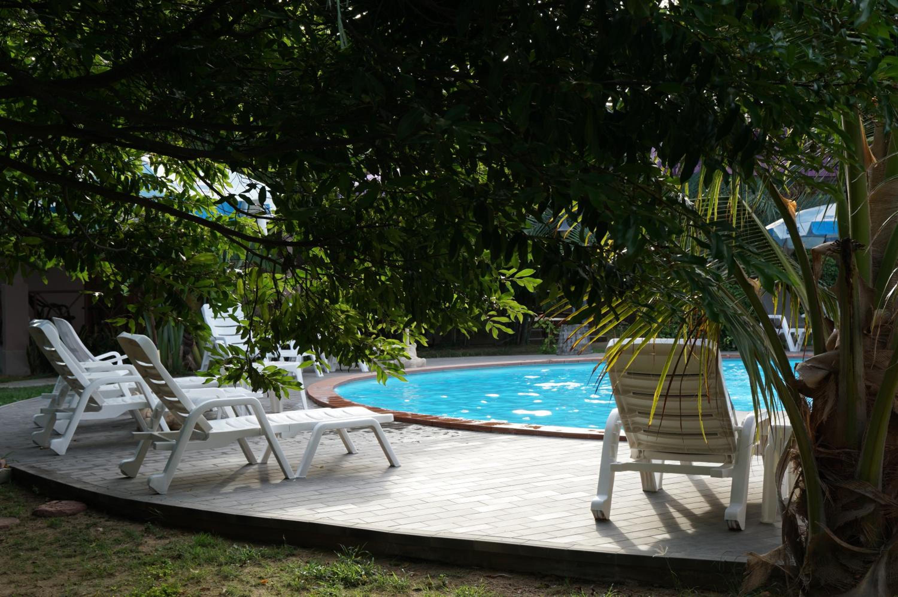 La-or Resort