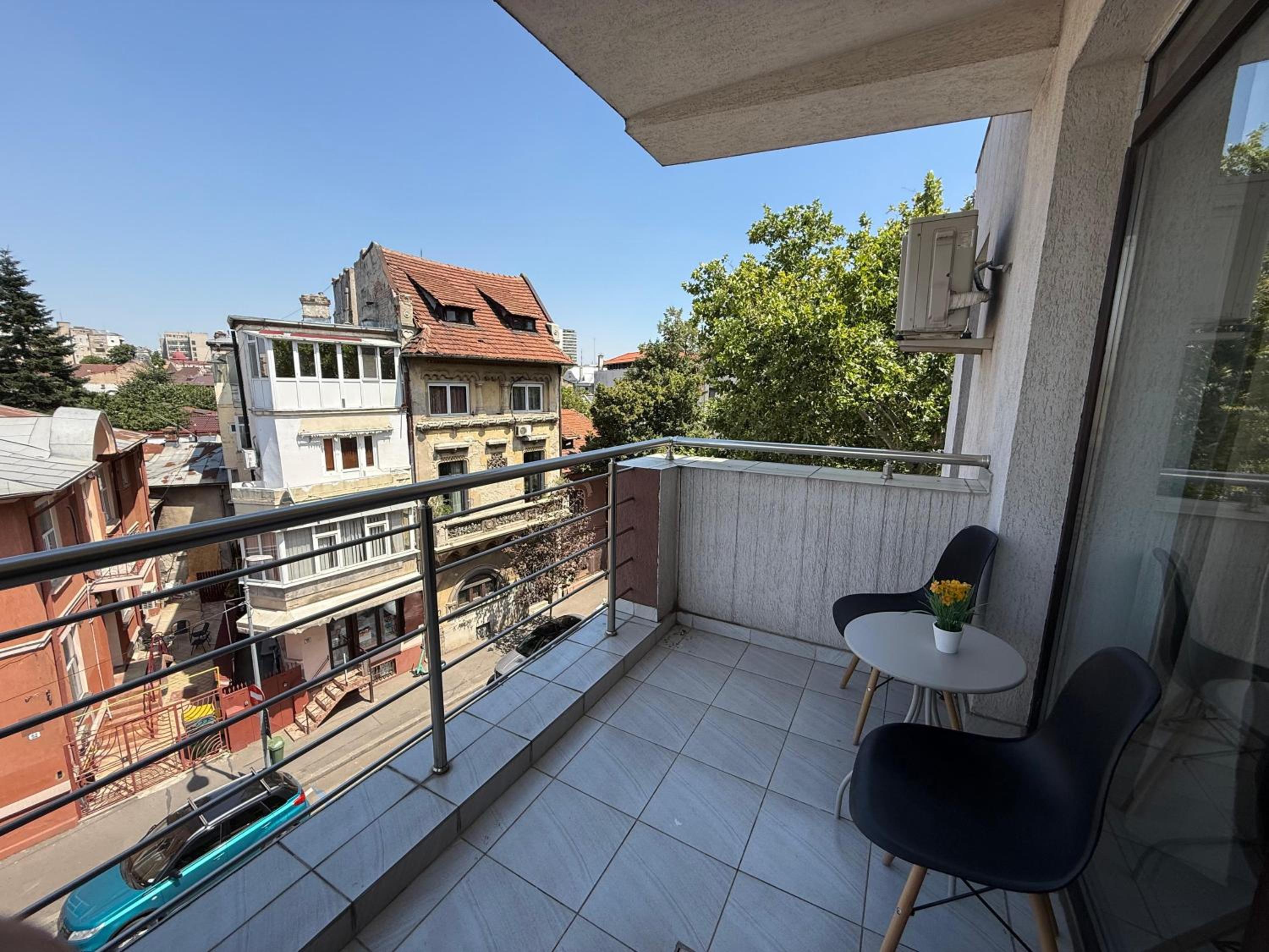 Belvedere Bliss - Premium City Apartment