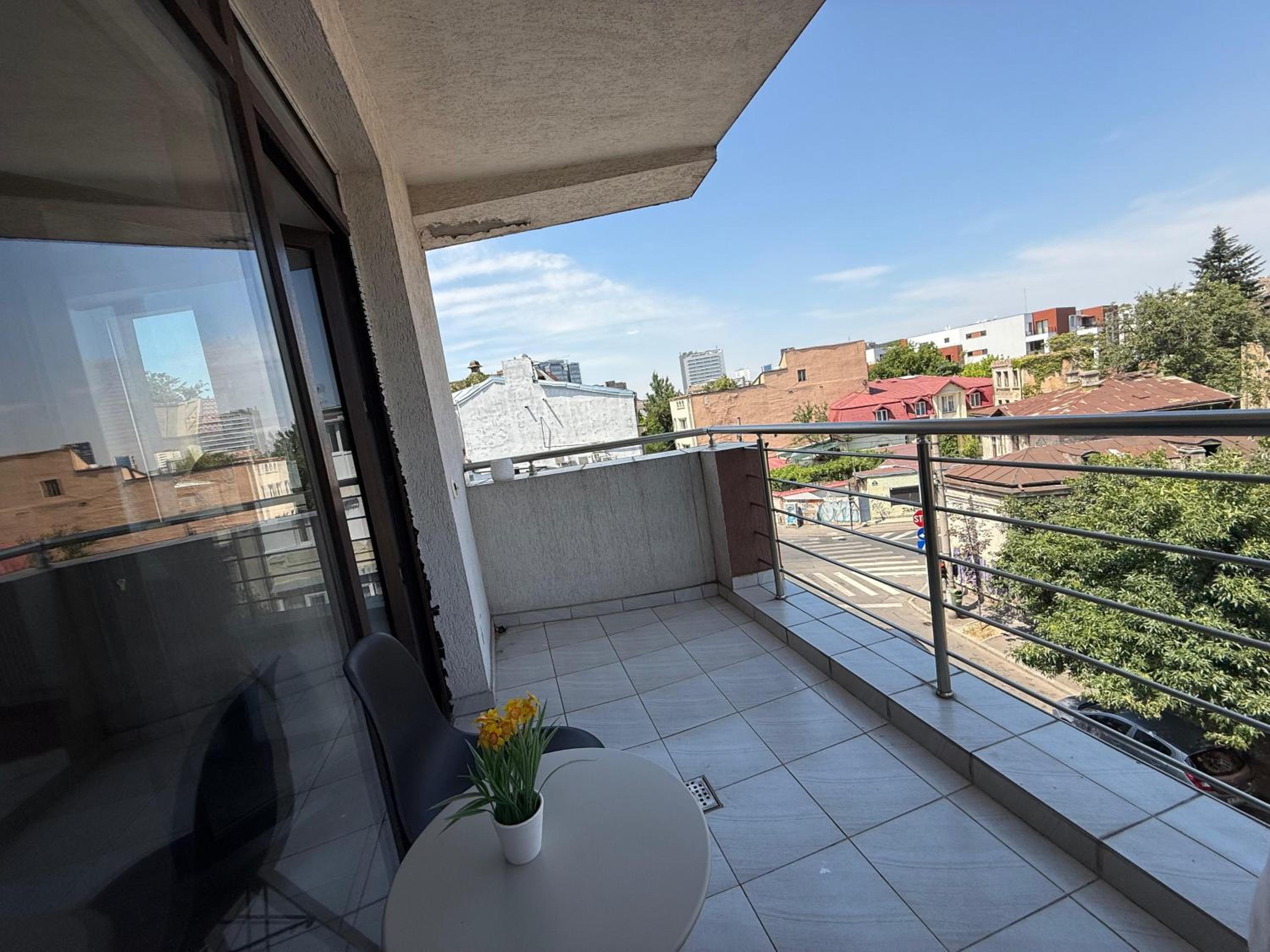 Belvedere Bliss - Premium City Apartment