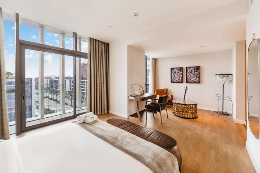 FAM Living -Duplex 4Bed and Maids