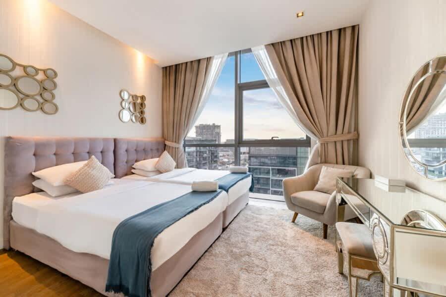 FAM Living -Duplex 4Bed and Maids