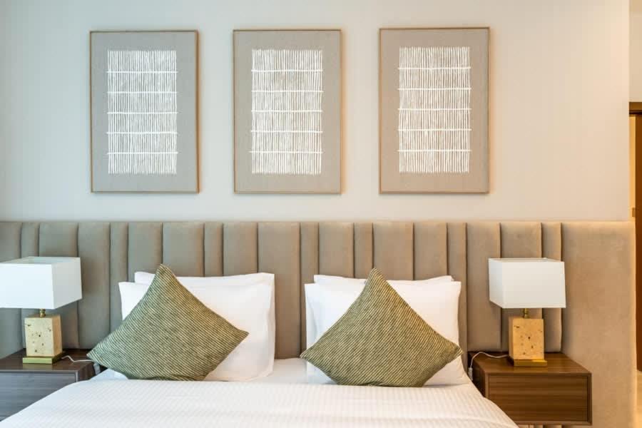 FAM Living - 3 bedroom and Maids Room Retreat Overlooking Dubai Canal