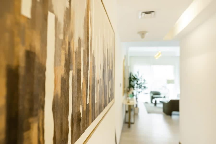 FAM Living - 3 bedroom and Maids Room Retreat Overlooking Dubai Canal