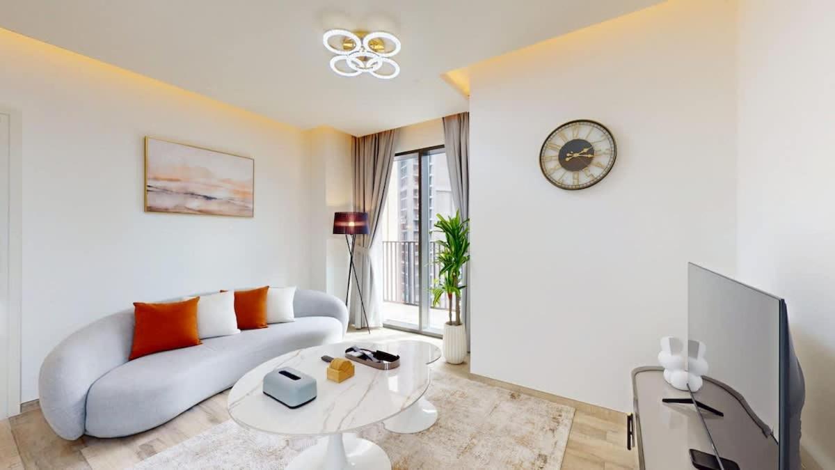 FAM Living -Modern 1 Bedroom Apt At Ahad Residences