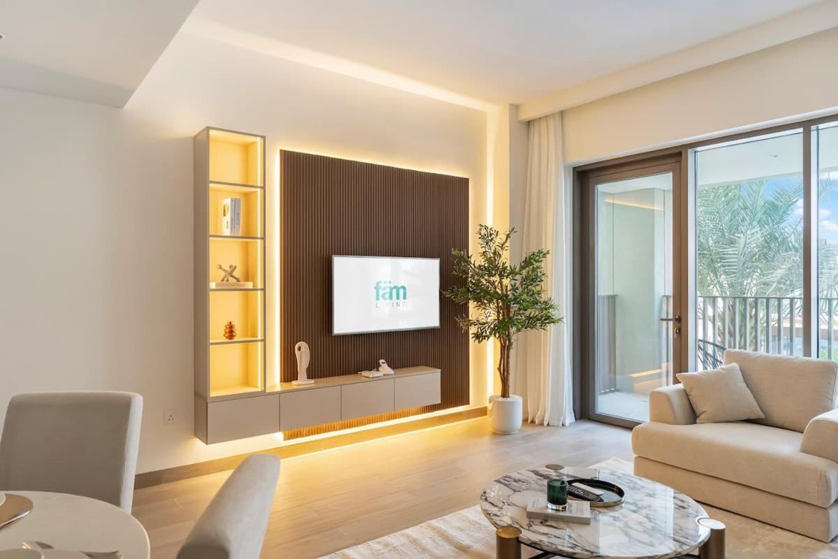 FAM Living - Modern 1BR at Orchid, Creek Harbour