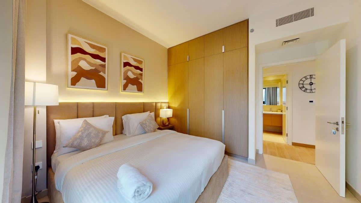 FAM Living - Modern 1BR at Orchid, Creek Harbour