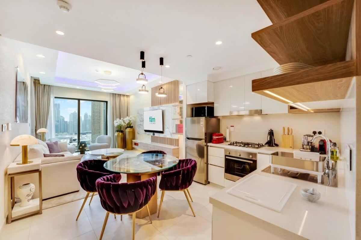 FAM Living Elegant 2BR Stay in Downtown Walk to Dubai Mall