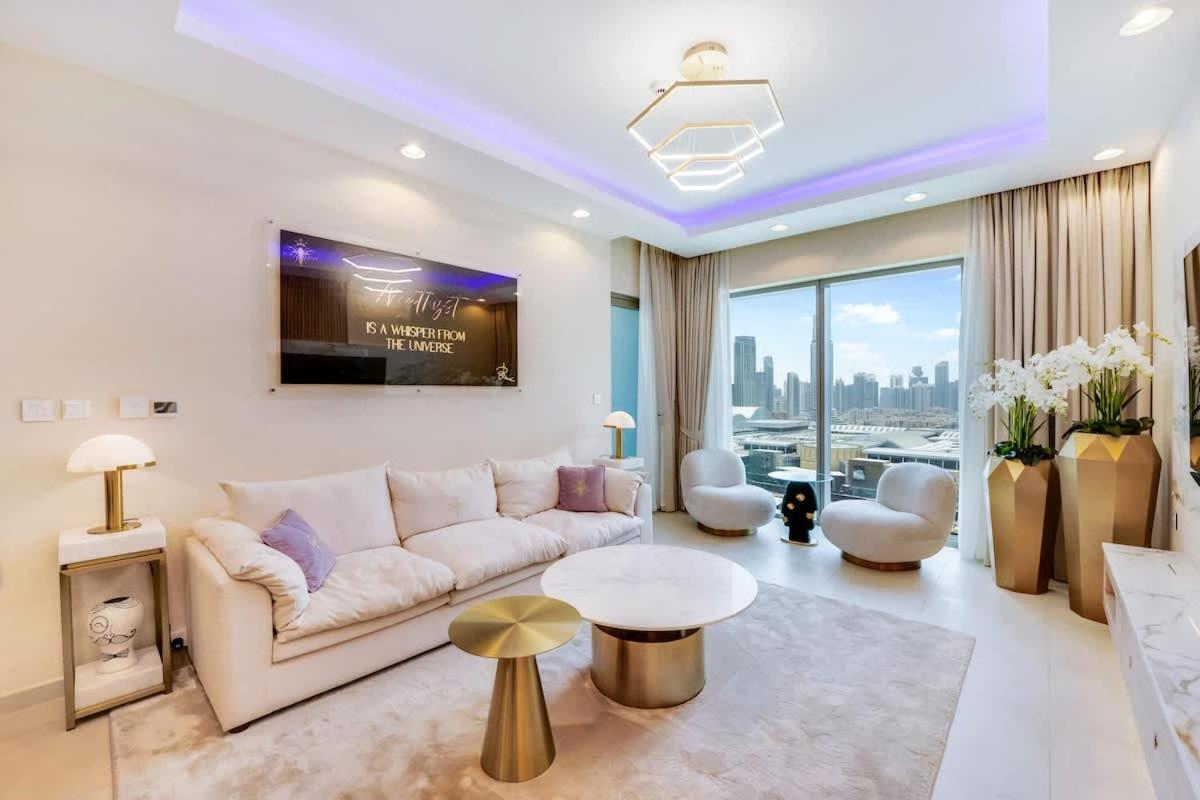 FAM Living Elegant 2BR Stay in Downtown Walk to Dubai Mall