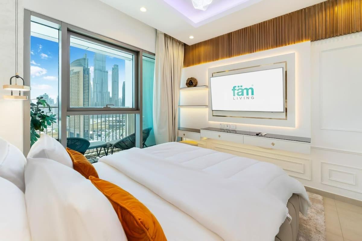 FAM Living Elegant 2BR Stay in Downtown Walk to Dubai Mall