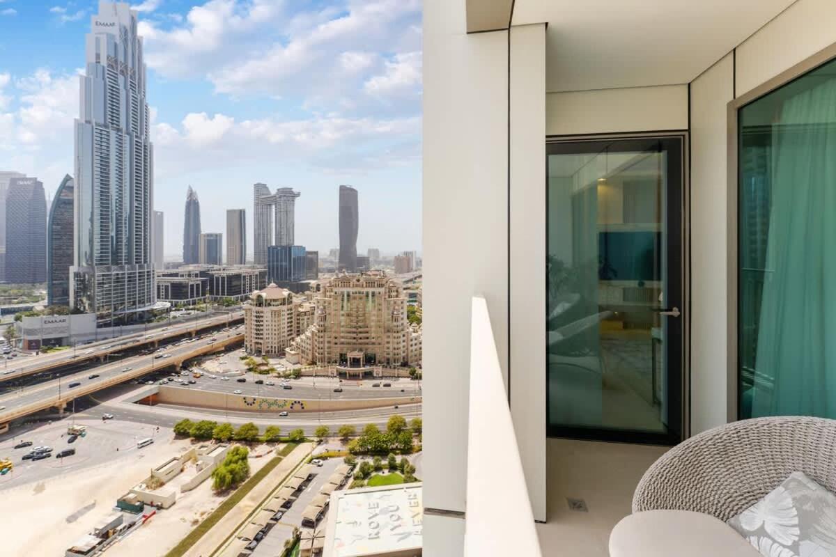 FAM Living Elegant 2BR Stay in Downtown Walk to Dubai Mall