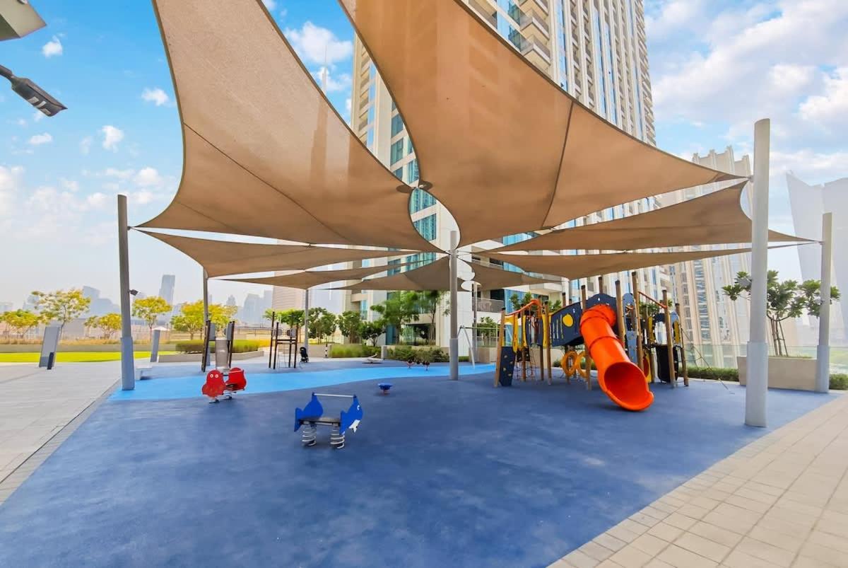 FAM Living Elegant 2BR Stay in Downtown Walk to Dubai Mall