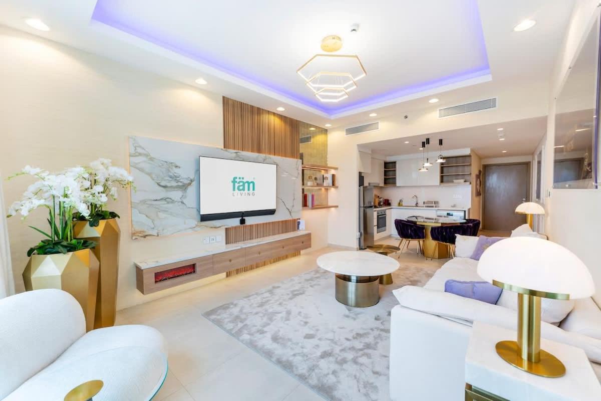 FAM Living Elegant 2BR Stay in Downtown Walk to Dubai Mall