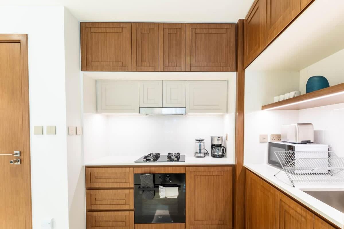 FAM Living 1BR Coastal Stay Palace Beach Residence