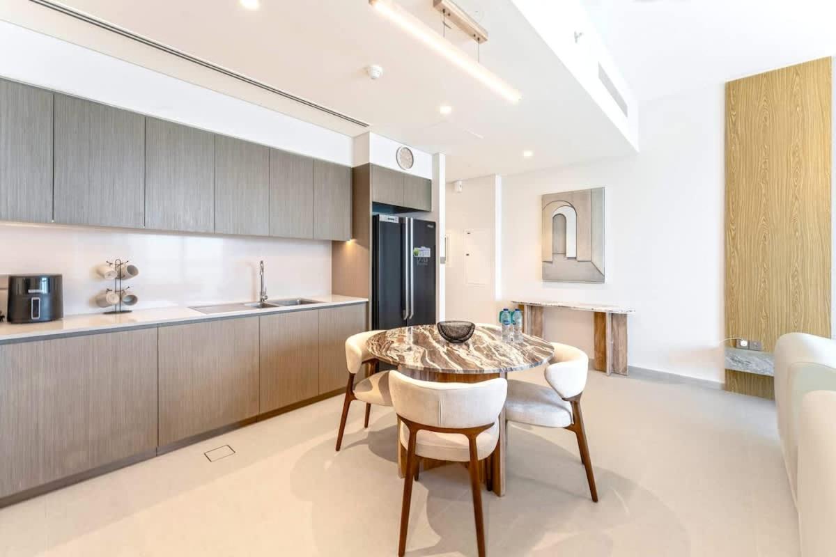 FAM Living Grande 2Bed with Panoramic Burj Khalifa Fountain View