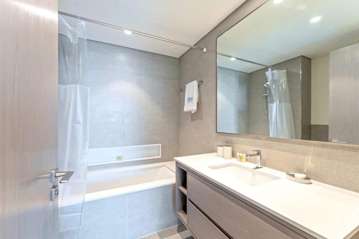 FAM Living Grande 2Bed with Panoramic Burj Khalifa Fountain View