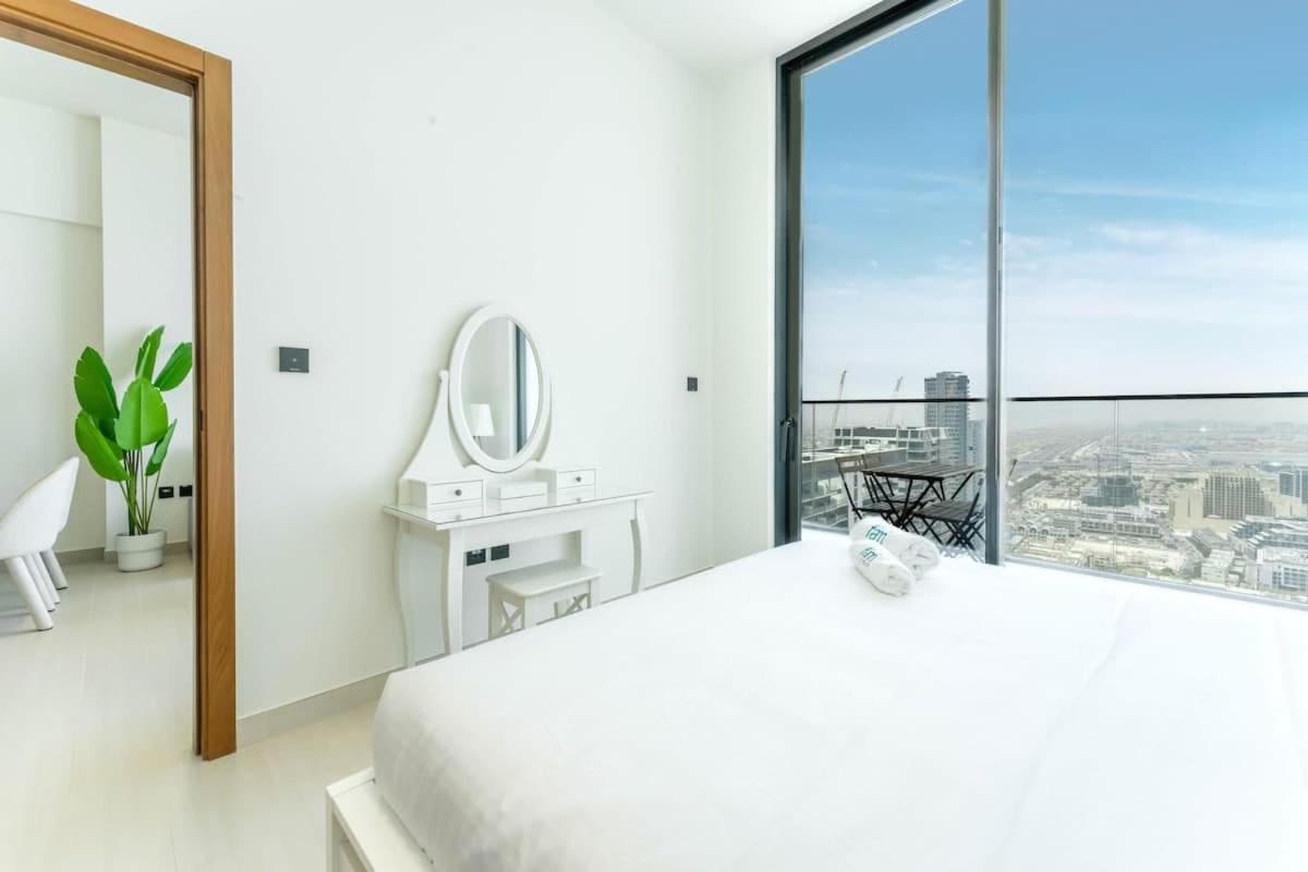 FAM Living Premium 1 Bed Sky View Escape in Binghatti House JVC