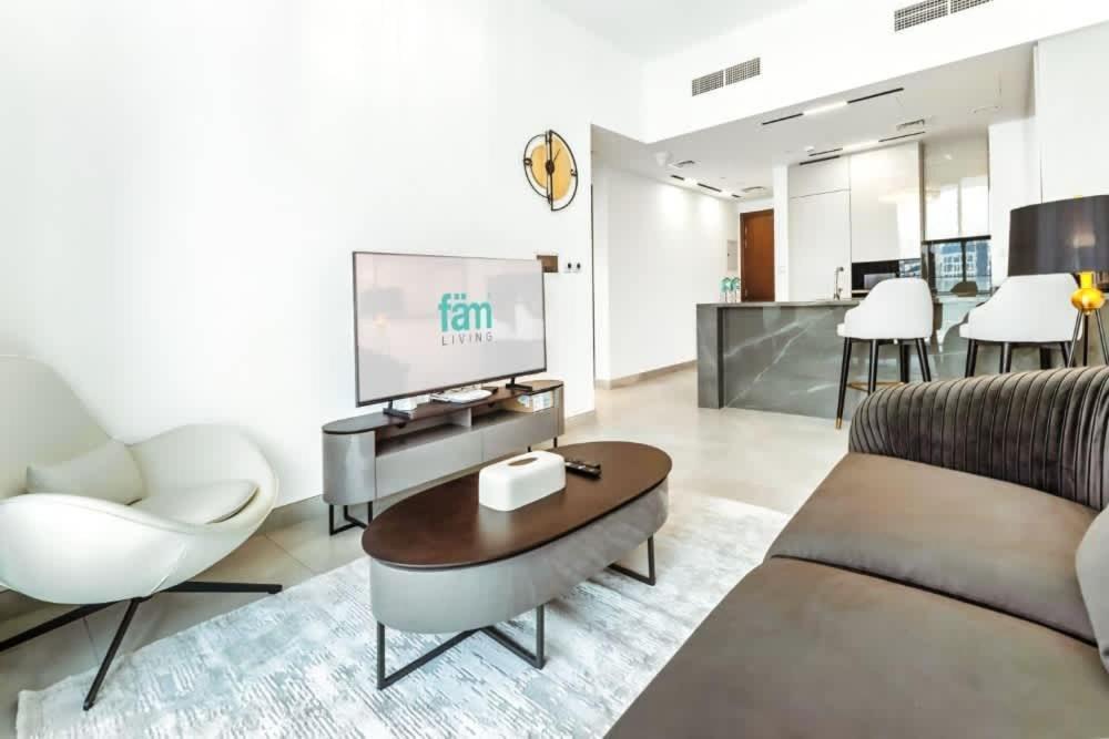 FAM Living Paragon IGO 1 Bed Modern Retreat