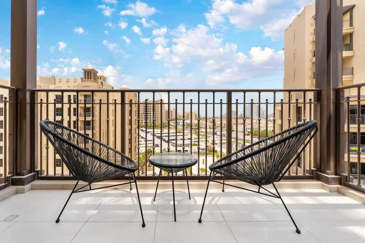 FAM Living -Madinat Jumeirah Living Apartment with Iconic Views
