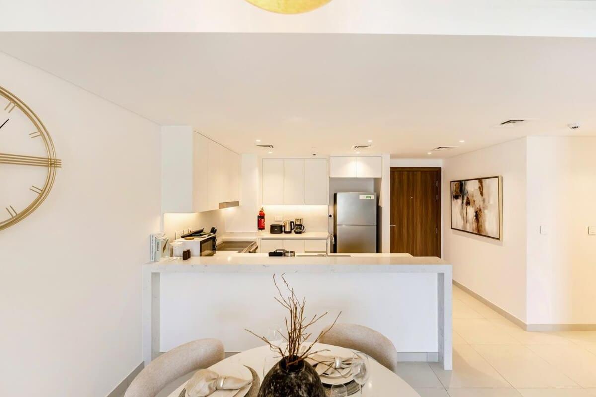 FAM Living -Madinat Jumeirah Living Apartment with Iconic Views