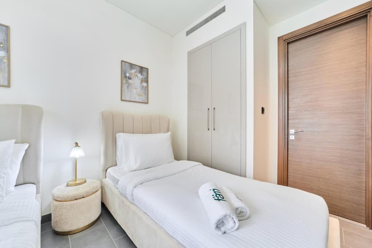 FAM Living -Bright & Spacious Home in Sobha Hartland