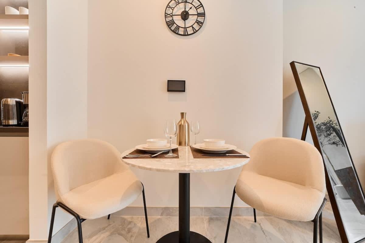 FAM Living Dubai Escape Sleek Studio at Peninsula Five