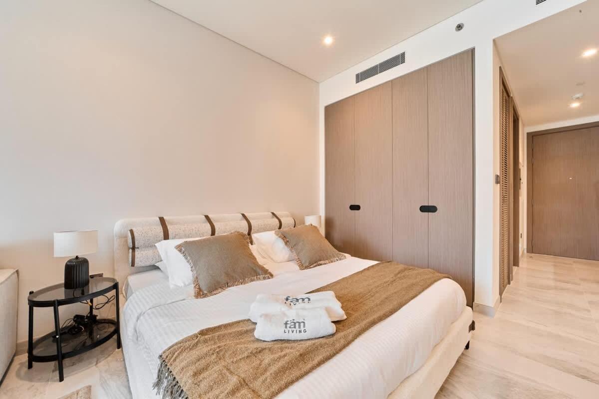 FAM Living Dubai Escape Sleek Studio at Peninsula Five